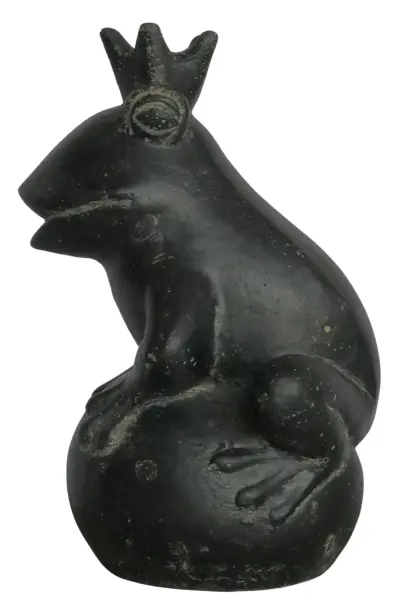 Artikelbild 7 des Artikels “Frog Prince sitting on ball, approx. 30cm height, cast stone, hollow, handcrafted & coloured “